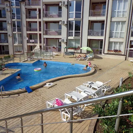 Hills Apartment *